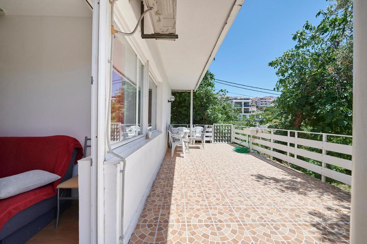Apartments Balote Трогир Екстериор снимка