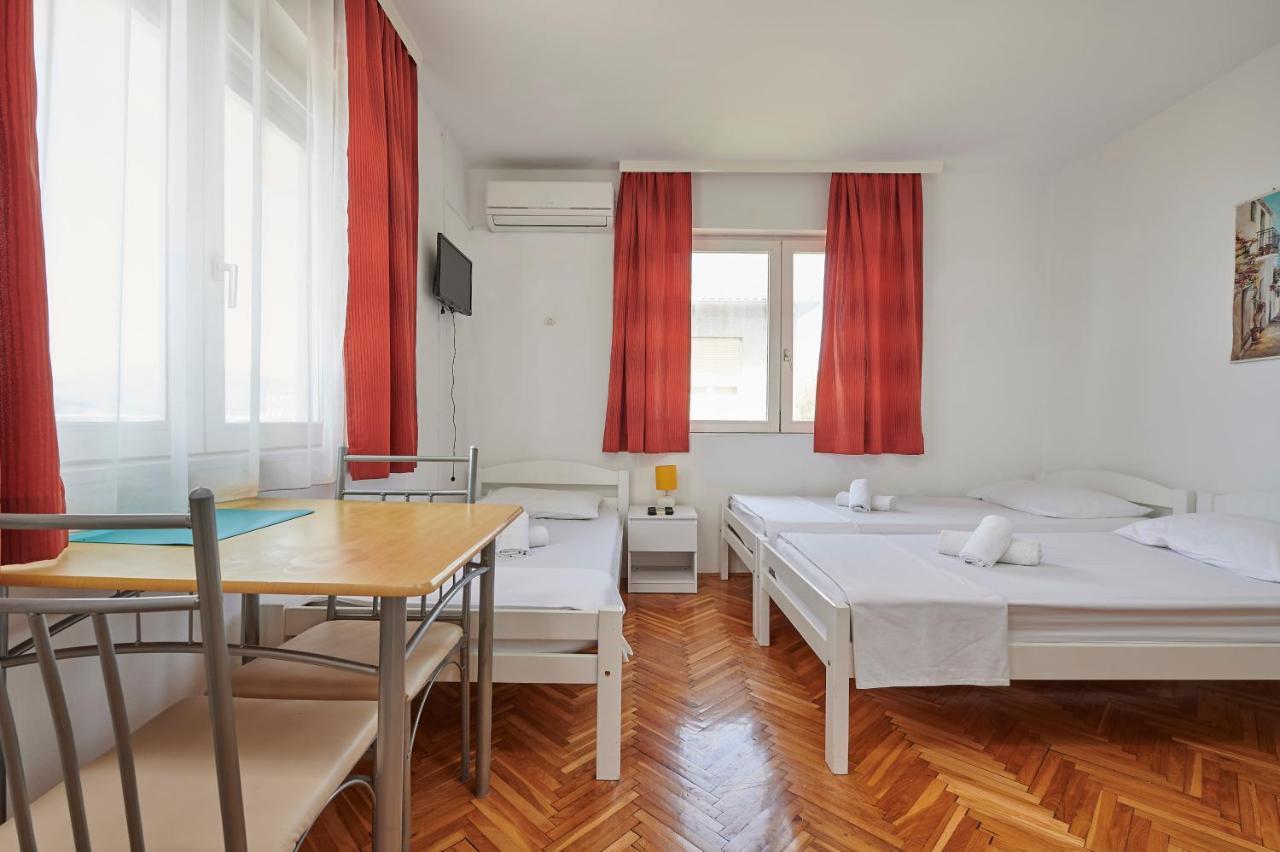 Apartments Balote Трогир Екстериор снимка