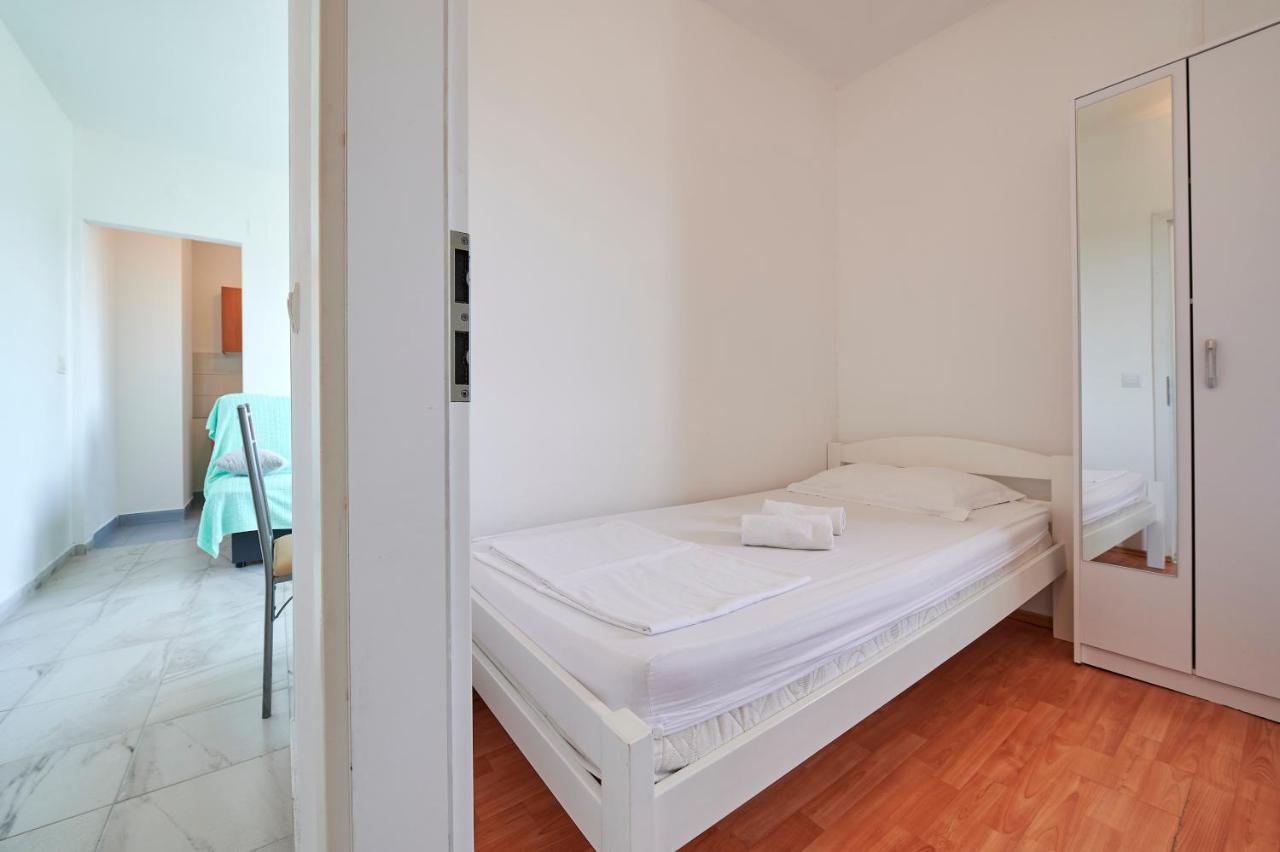 Apartments Balote Трогир Екстериор снимка